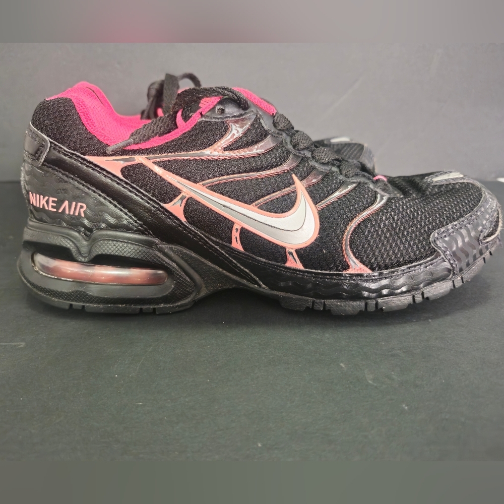 Nike Air Max Torch 4 Women's Size 7 Running Shoes Black/Pink 343851-006 image 3